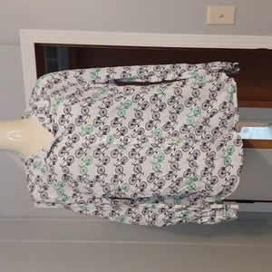 Crown & Ivy bicycle top